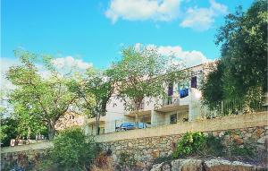 Beautiful apartment in Algajola with 1 Bedrooms