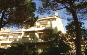 Appartement Beautiful apartment in Argeles sur Mer with 1 Bedrooms  66700 Plage dʼArgelès Languedoc-Roussillon