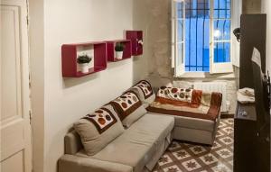 Beautiful apartment in Avignon with Sauna, WiFi and 1 Bedrooms