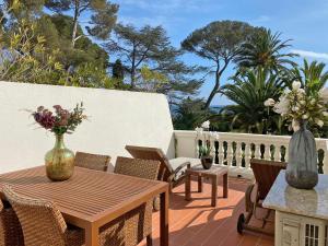 Appartement Beautiful apartment in Bel Epoque villa with pool and beach access  83700 Saint-Raphaël Provence-Alpes-Côte d\'Azur