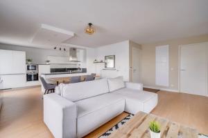 Beautiful apartment in Bordeaux terrace parking