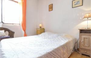Beautiful apartment in Calcatoggio with 2 Bedrooms and WiFi