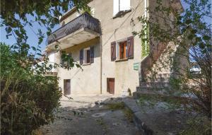 Beautiful apartment in Calcatoggio with 2 Bedrooms and WiFi