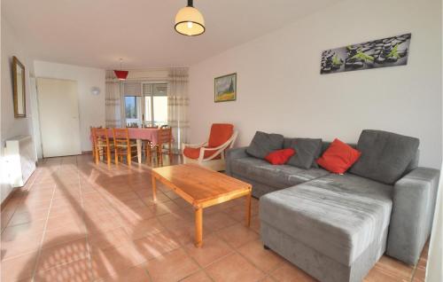 Beautiful apartment in Calvi with 2 Bedrooms and WiFi