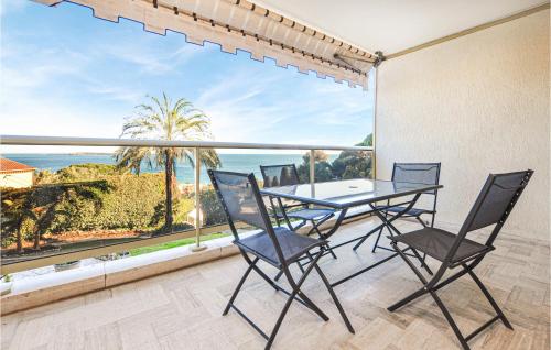 Beautiful apartment in Cannes with 1 Bedrooms, Internet and Outdoor swimming pool