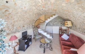 Beautiful apartment in Castagniers with 1 Bedrooms