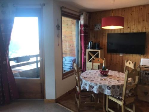 Beautiful apartment in Chatel with balcony