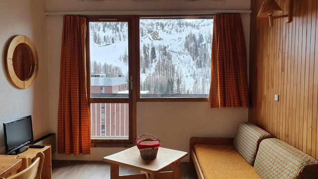 Beautiful apartment in Graal-Mritz with 1 Bedrooms 18181 Graal-Müritz
