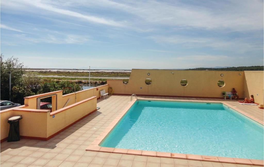 Beautiful apartment in Gruissan with 1 Bedrooms and Outdoor swimming pool , 11430 Gruissan