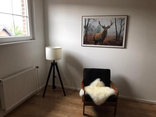 Beautiful Apartment in Historic Building - 30km to Düsseldorf Airport