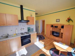Beautiful Apartment in Kuhlungsborn with Sea View