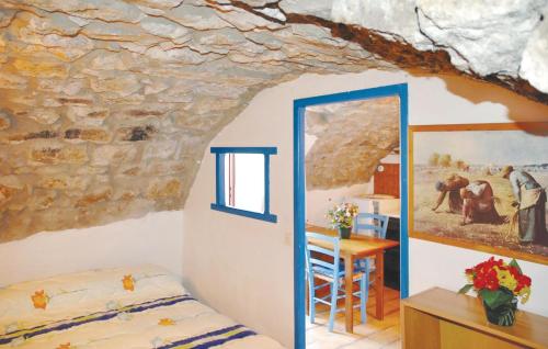 Beautiful apartment in La Beaume with 1 Bedrooms and WiFi