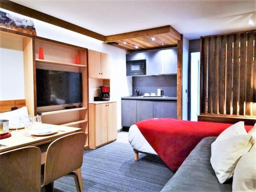 Beautiful apartment in Le Mon tier les Bains with pool
