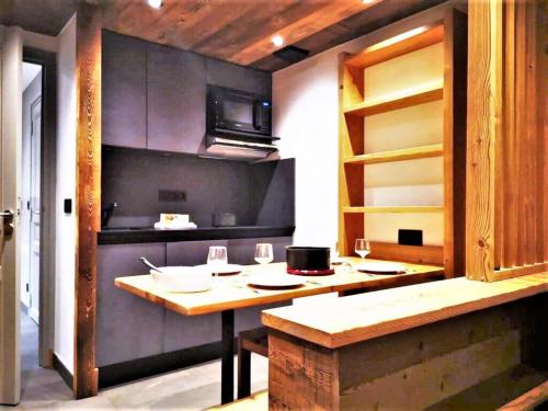Beautiful apartment in Le Mon tier les Bains with pool