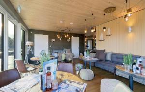 Beautiful apartment in Lembruch-Dmmer See with 2 Bedrooms, WiFi and Indoor swimming pool