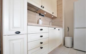 Beautiful apartment in Mandelieu-la-Napoule with 2 Bedrooms