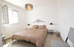 Beautiful apartment in Moriani Plage with 2 Bedrooms and WiFi