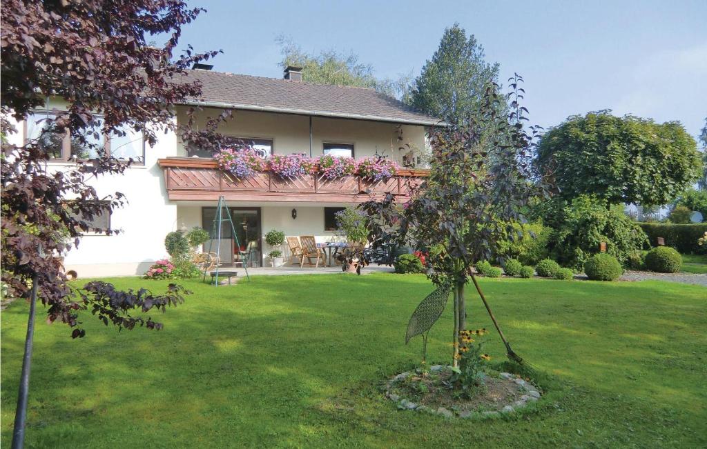 Beautiful apartment in Nusbaum with 2 Bedrooms and WiFi , 54675 Nusbaum