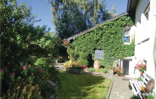 Beautiful apartment in Nusbaum with 2 Bedrooms and WiFi