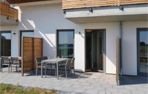 Beautiful apartment in Putbus-Rgen with 1 Bedrooms and WiFi