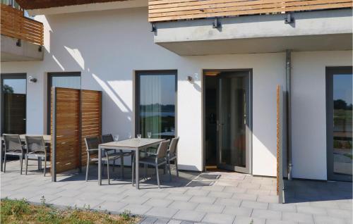 Beautiful apartment in Putbus-Rgen with 1 Bedrooms and WiFi