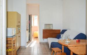 Beautiful apartment in Royan with 1 Bedrooms