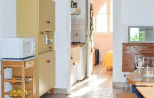 Beautiful apartment in Royan with 1 Bedrooms