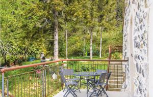 Beautiful apartment in Saint-Martin-sur lavez with Internet and 2 Bedrooms