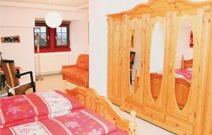 Beautiful apartment in Tambach-Dietharz with 3 Bedrooms and WiFi