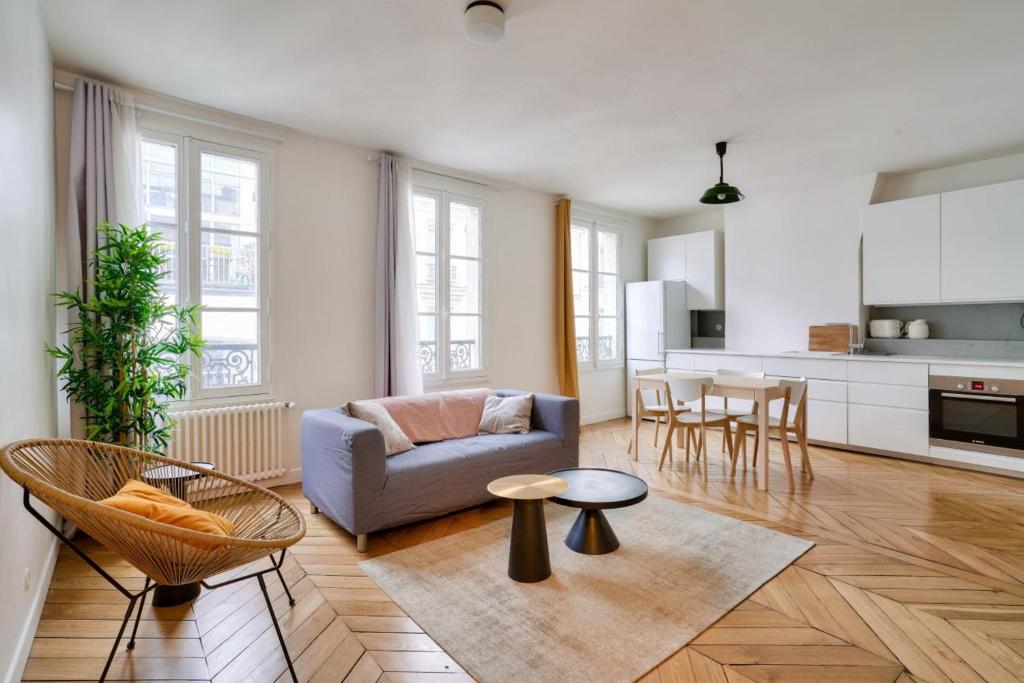 Appartement Beautiful apartment near the Jardin du Luxembourg 17 Rue Bréa 75006 Paris