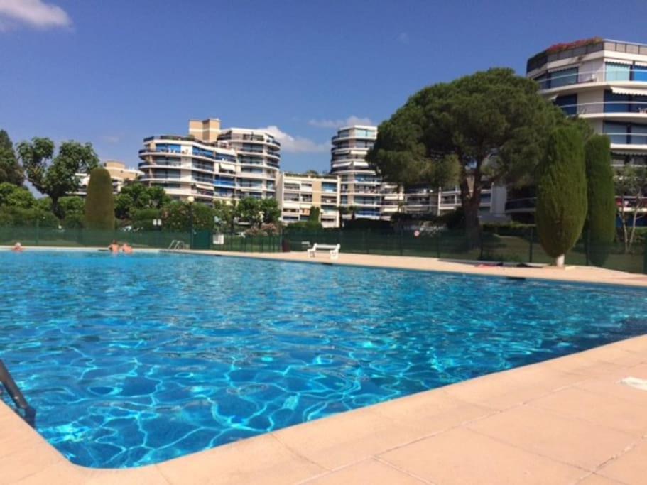 Appartement Beautiful apartment, near the sea, golf and shops Avenue du Riou 06210 Mandelieu-la-Napoule