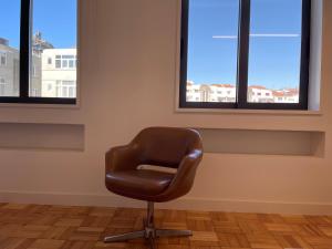 Beautiful apartment over Bolhão Market