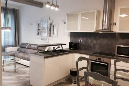 Beautiful apartment Rue De La Croix Vieux Nice