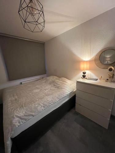 Beautiful apartment with 60 m2 top location in Cologne to Work & Relax