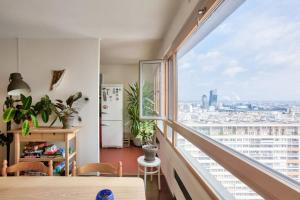 Beautiful apartment with a breathtaking view of Paris
