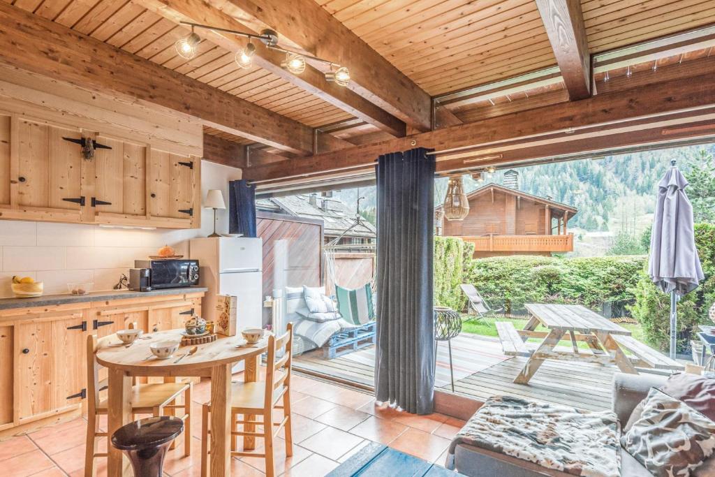 Beautiful apartment with a superb terrasse and parking - Chamonix - Welkeys 37 Clos du Chantey Mourry, 74400 Chamonix-Mont-Blanc