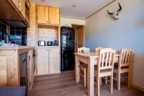 Beautiful apartment with balcony - Alpe d'Huez - Welkeys