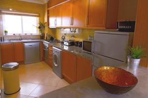 Beautiful apartment with shared pool,Vila Da Praia