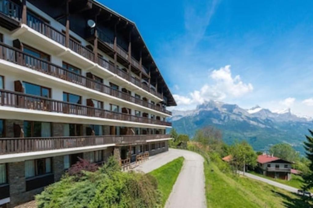 Appartement Beautiful Apt With Balcony At Combloux ! 149 Route du Vernay 74920 Combloux