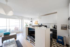 Appartement Beautiful Apt With Balcony Parc Montsouris Rer B 7 Place de Rungis 75013 Paris Île-de-France