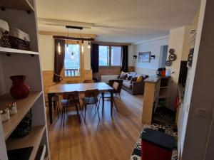 Beautiful COSY apt with BALCONY in BELLE PLAGNE