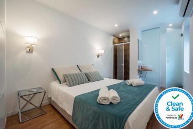 Beautiful Downtown Apartment 54 Rua da Atalaia 1st floor on the left, 1200-190 Lisbonne
