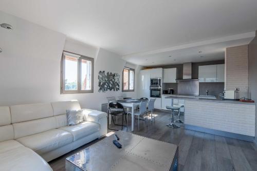 Beautiful flat 6p - Heated swimming pool and tennis court