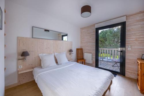 Beautiful flat for 6 with terrace garden and parking space
