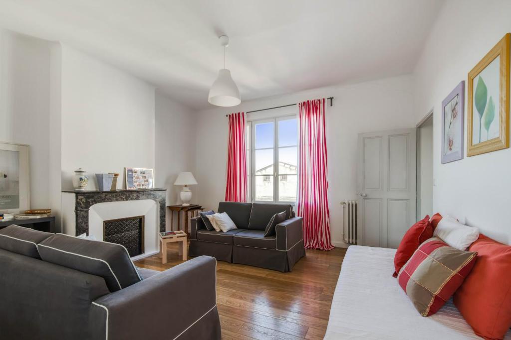 Appartement Beautiful flat in a character house in the heart of Avignon - Welkeys 2 rue Nicolas Lescuyer 84000 Avignon