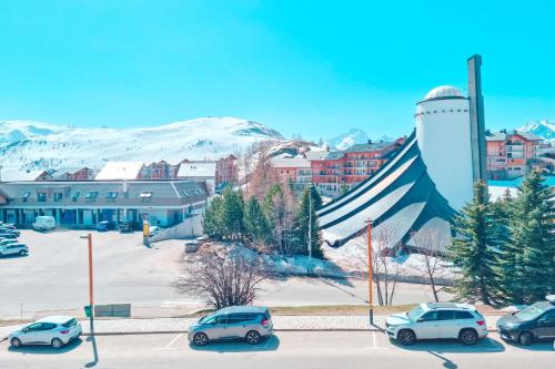Beautiful flat in L'Alpe d'Huez heart at the foot of the slopes - Welkeys