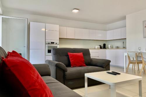 Beautiful flat in Meylan #AV