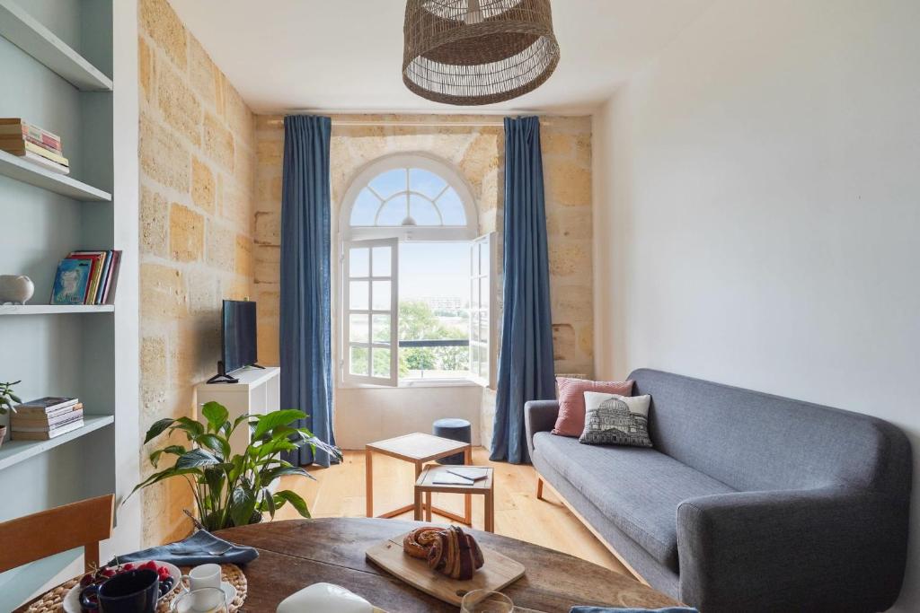 Appartement Beautiful flat in the historic centre of Bordeaux - Welkeys 10 Rue de la Tour du Pin 33000 Bordeaux