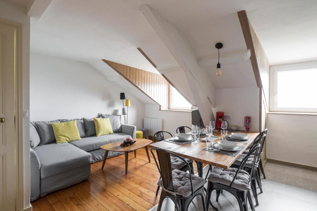 Beautiful flat with balcony in downtown Marseille - Welkeys