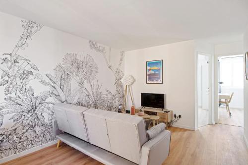 Beautiful flat with balcony in the heart of Marseille - Welkeys